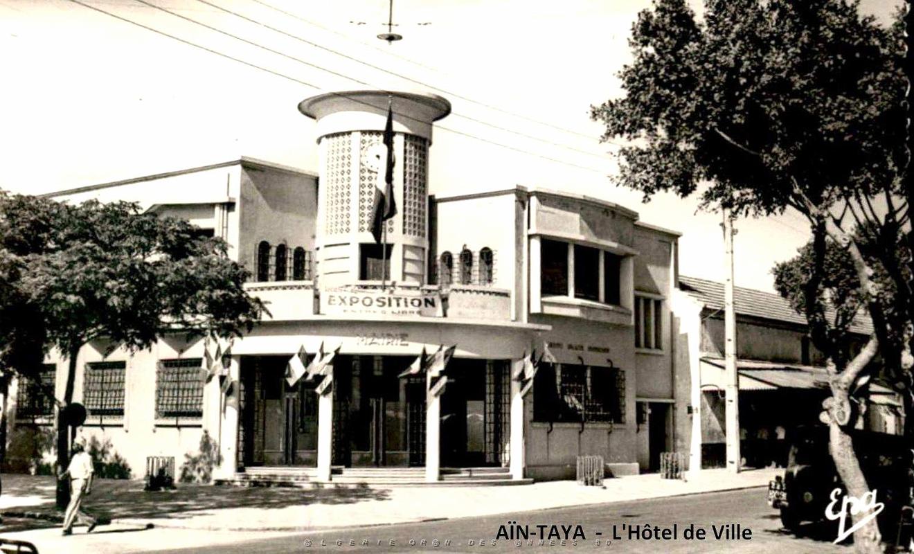 Ain-Taya - L'Hotel de Ville.jpg
